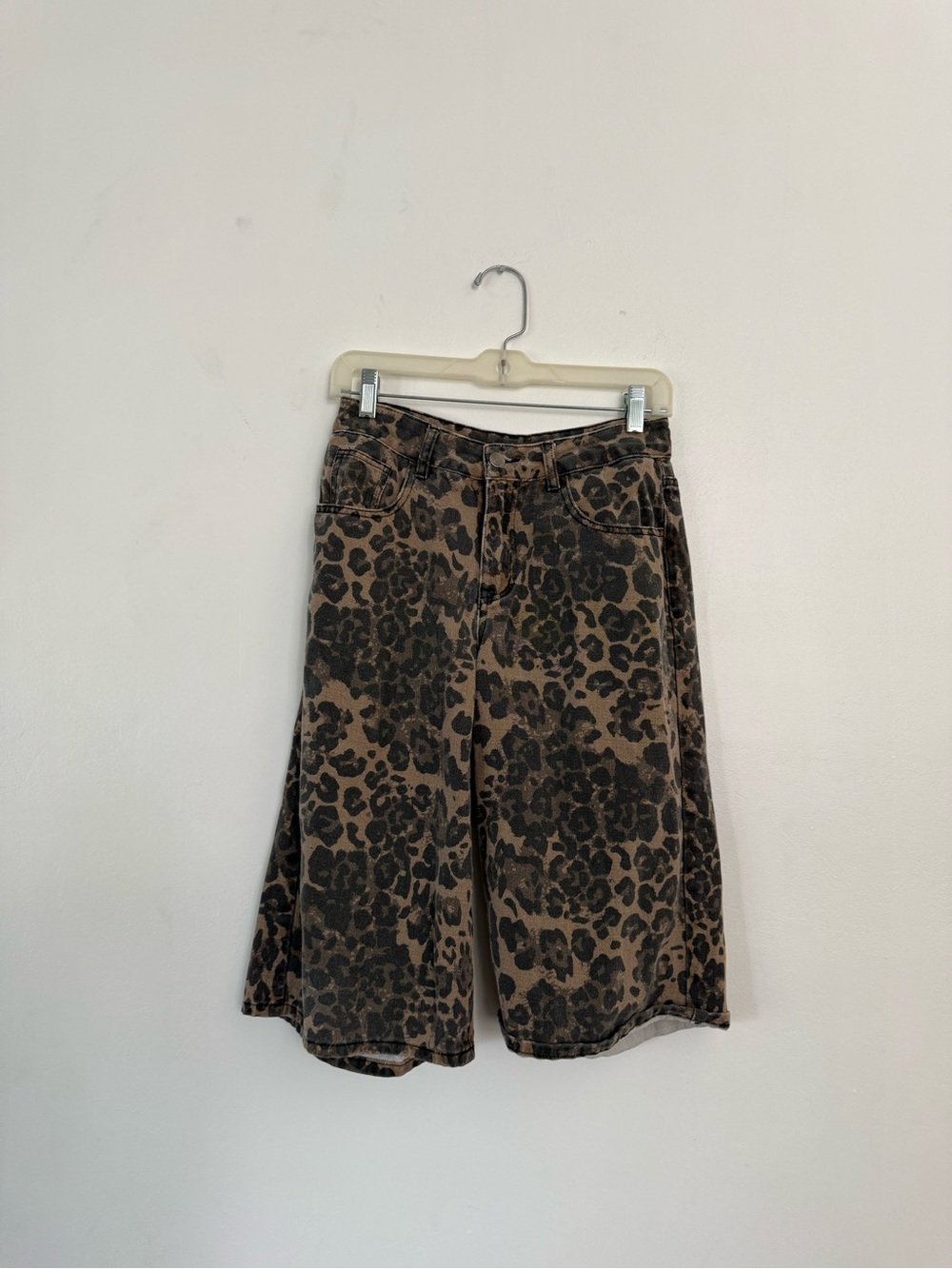 Cider Leopard Print Knee-Length Shorts - Brown/Black